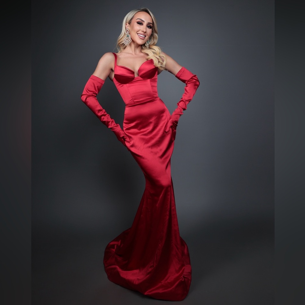 Elegant Red Satin Evening Gown with Gloves and Detachable Roses Train